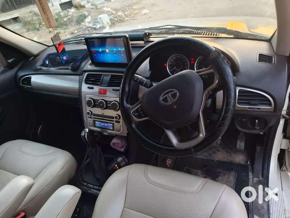 Tata Safari Storme 2016