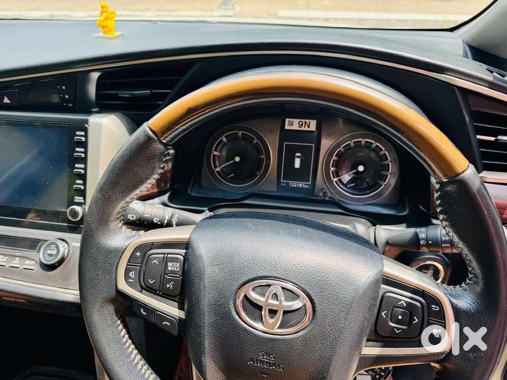 Toyota Innova Crysta Zx 2.4 Diesel 7 Seater, 2022, Diesel