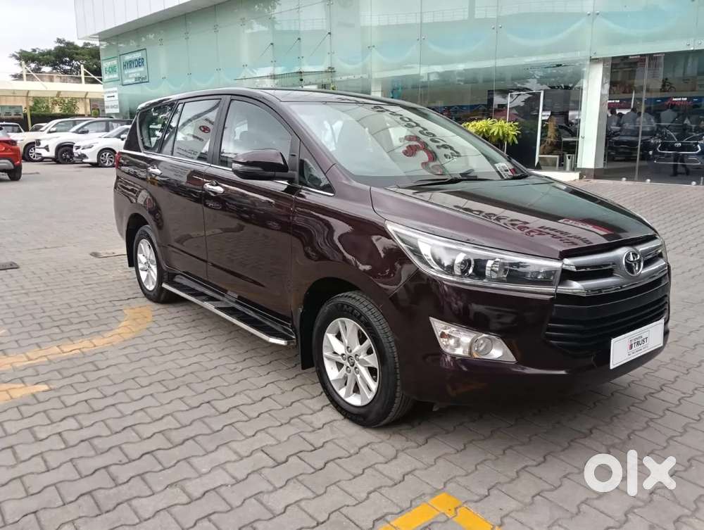 Toyota Innova Crysta 2.4 V 7 Str, 2017, Diesel