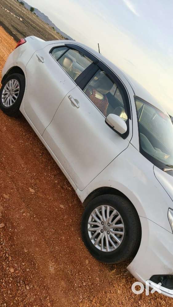 Maruti Suzuki Dzire 2023 Petrol Well Maintained