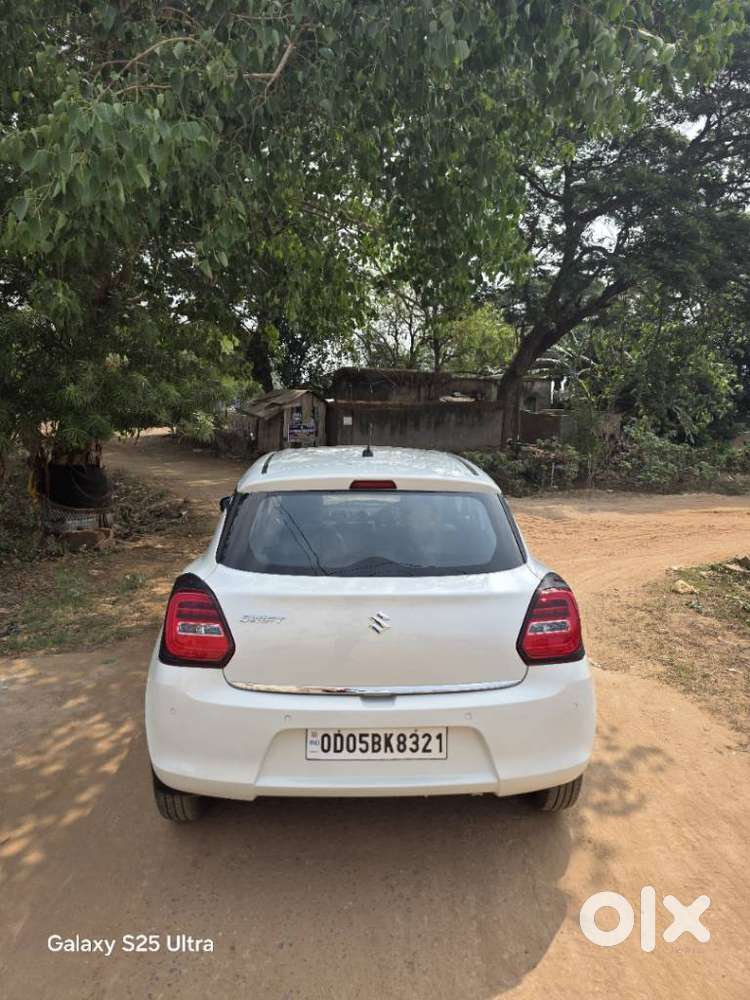 Maruti Suzuki Swift 1.2 Vxi (o), 2023, Petrol