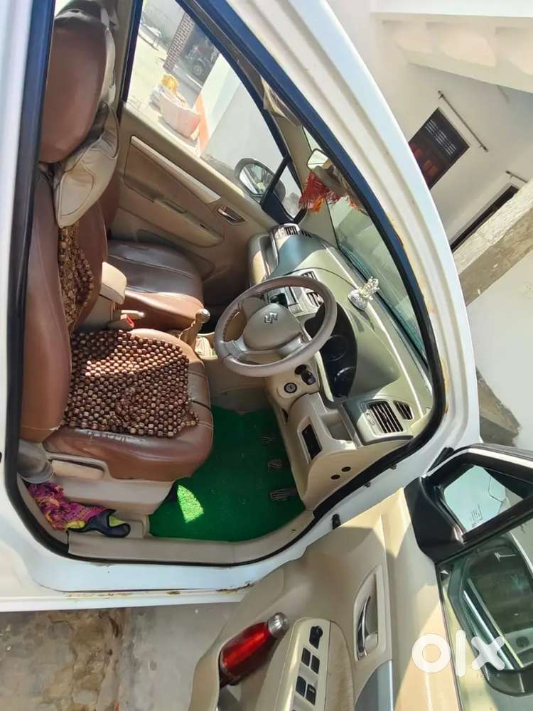 Maruti Suzuki Ertiga 2013 Diesel 123252 Km Driven