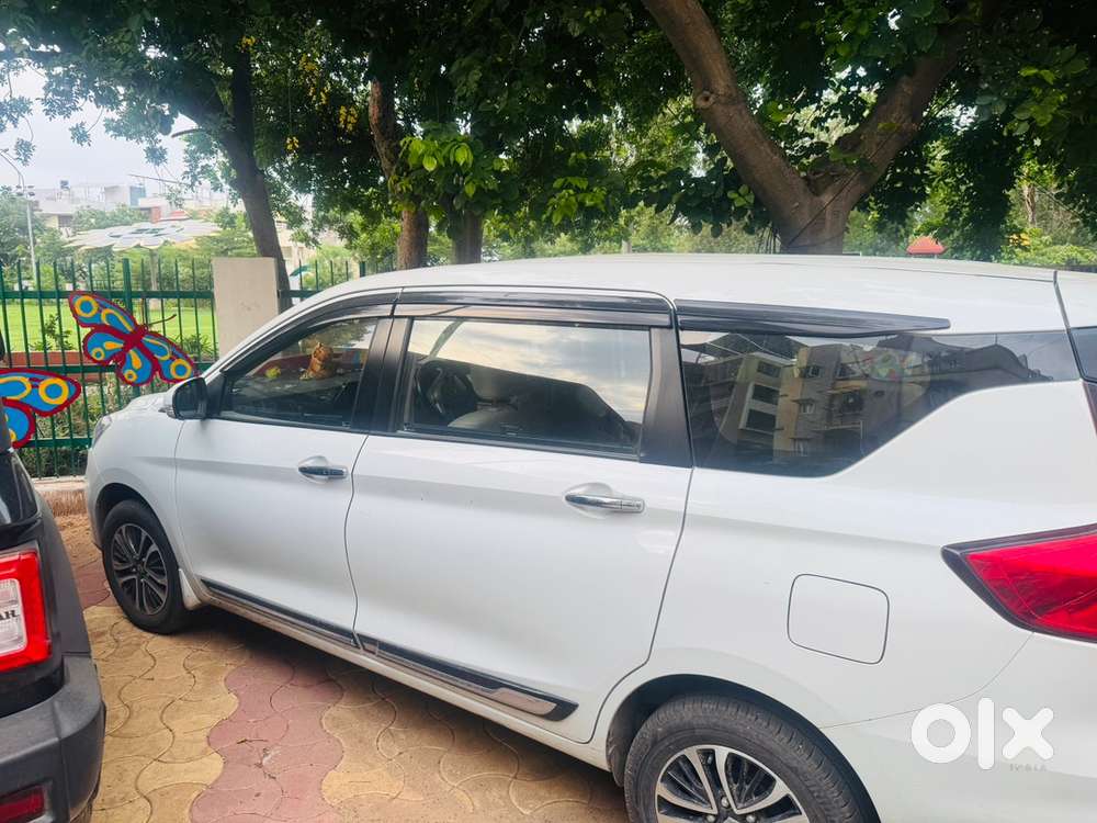 Maruti Ertiga Zxi 2023 Model