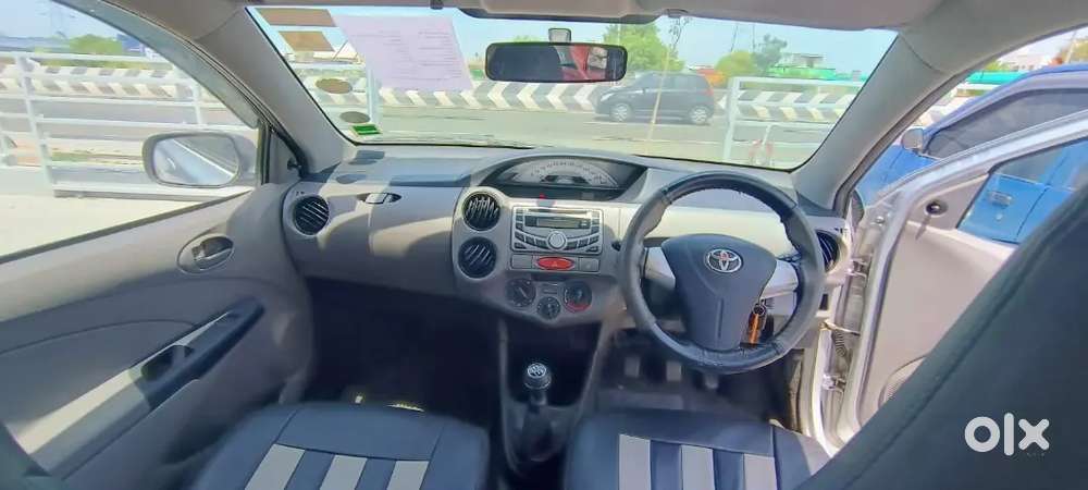 Toyota Etios Liva 2011 Manual