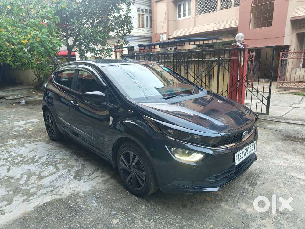 Tata Altroz Iturbo Xz+ Dark Edition