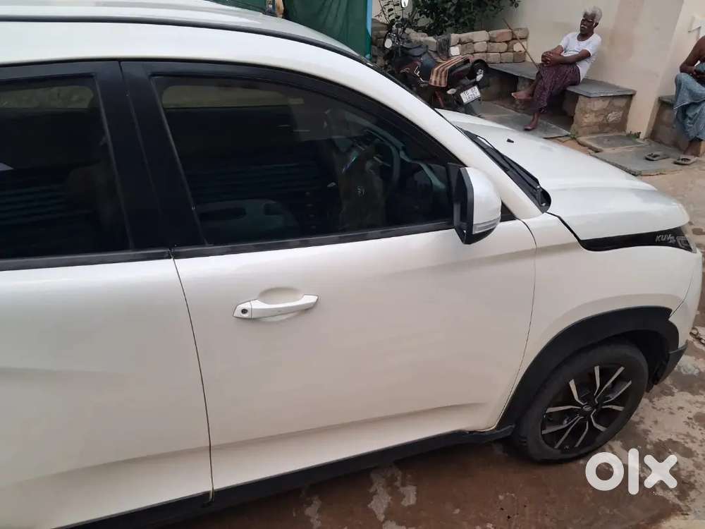 Mahindra Kuv100 Nxt 2017 Petrol 6 Str