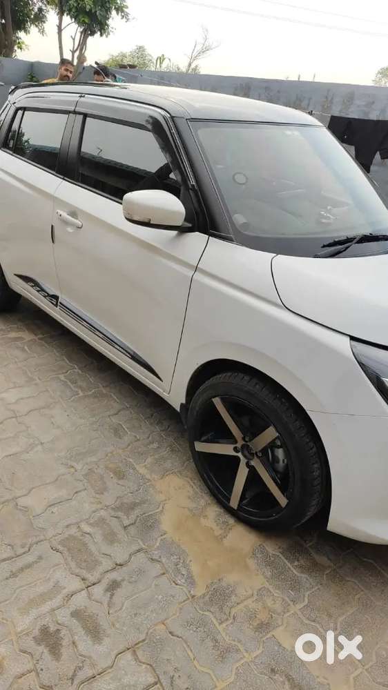 Maruti Suzuki Swift Vxi 2025