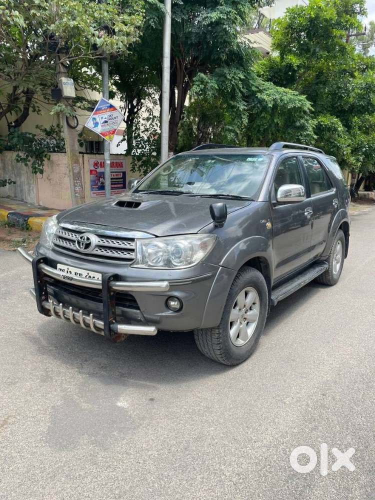 Toyota Fortuner 3.0 4x4 Manual, 2010, Diesel