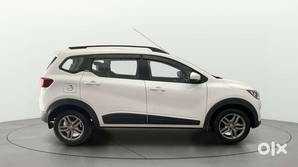 Renault Triber Rxz Easy-r Amt, 2021, Petrol