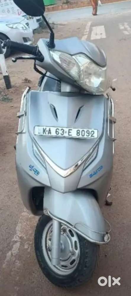 Lady Used Schooter for Urgent sale, Scooters 1824496136 - Main Image