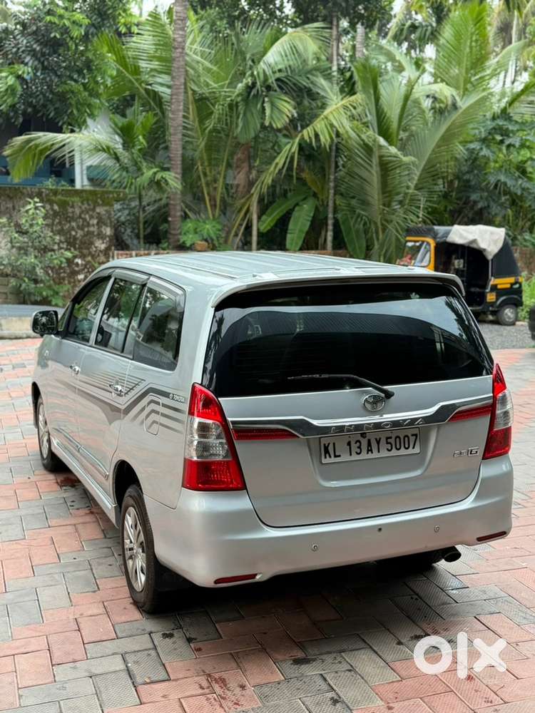 Toyota Innova Diesel 2014