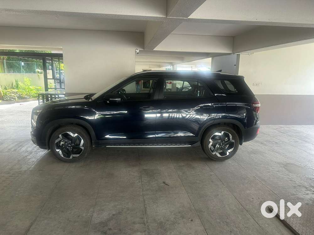 Hyundai Alcazar Signature 7 Seater Petrol In Excellent Condition