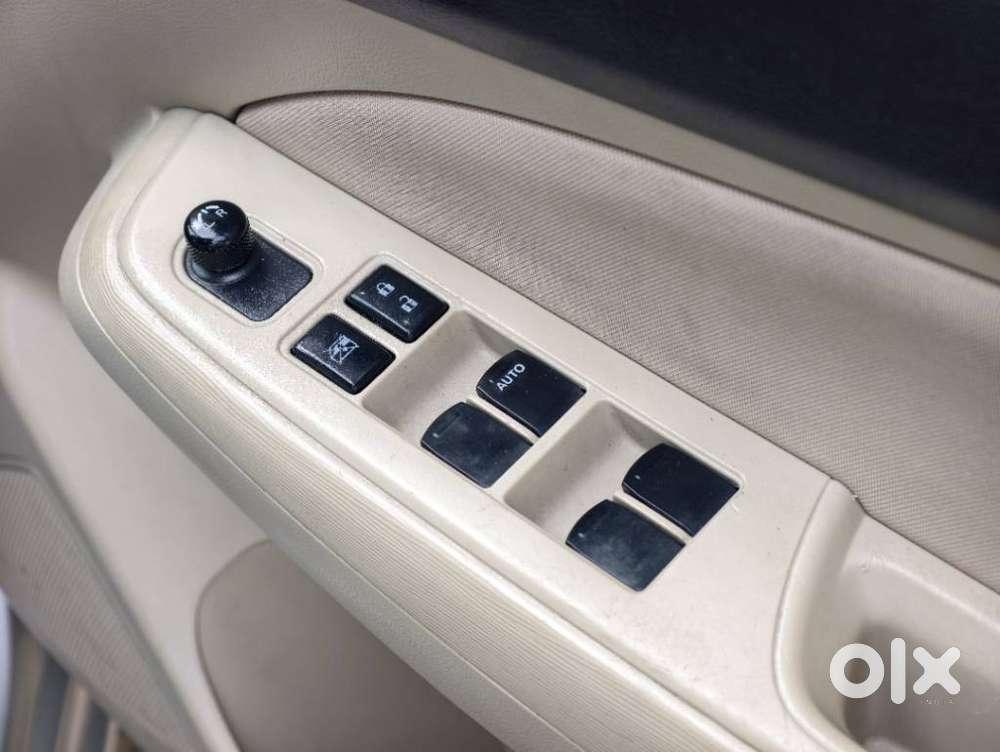 Maruti Suzuki Swift Dzire Vxi Optional, 2019, Petrol