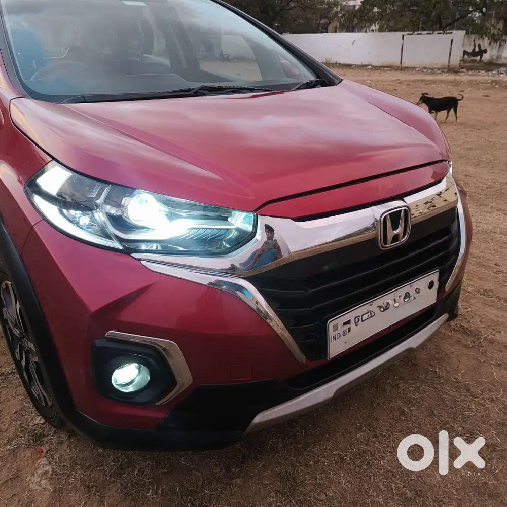 Honda Wr-v Vx Petrol – 2022 – Radiant Red Metallic – Top Model