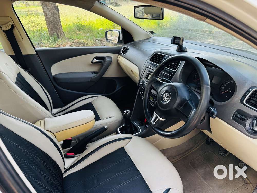 Volkswagen Vento 2010-2013 New Diesel Highline, 2011, Diesel