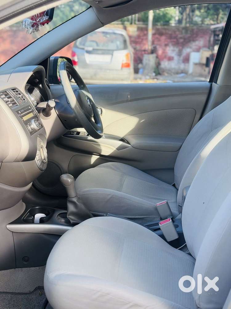 Nissan Sunny Xv Special Edition, 2011, Petrol