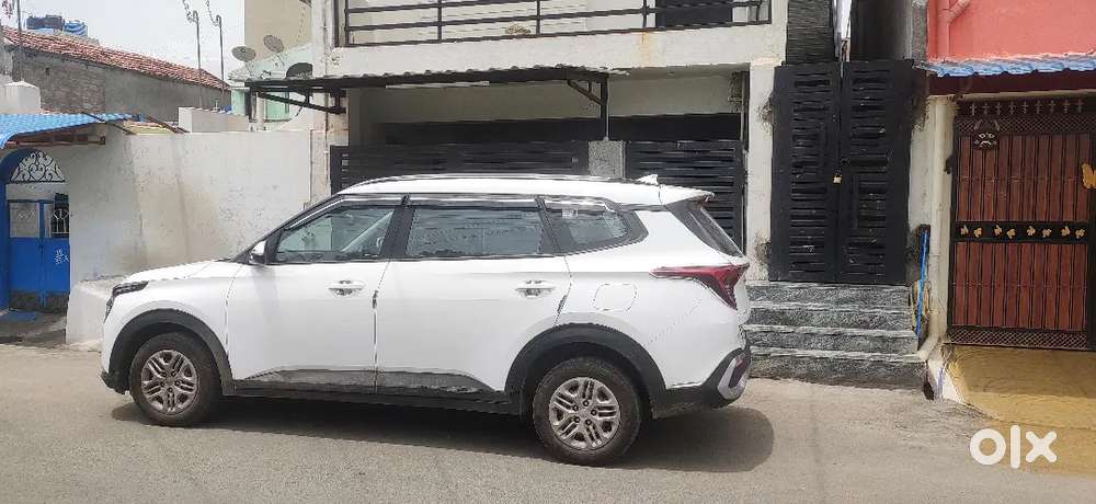 Kia Carens Prestige 2023