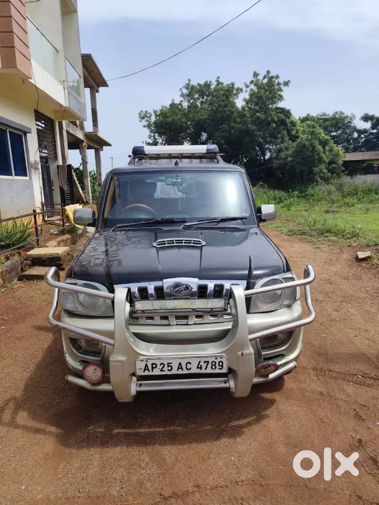 Mahindra Scorpio Diesel 2010 With 225000 Km