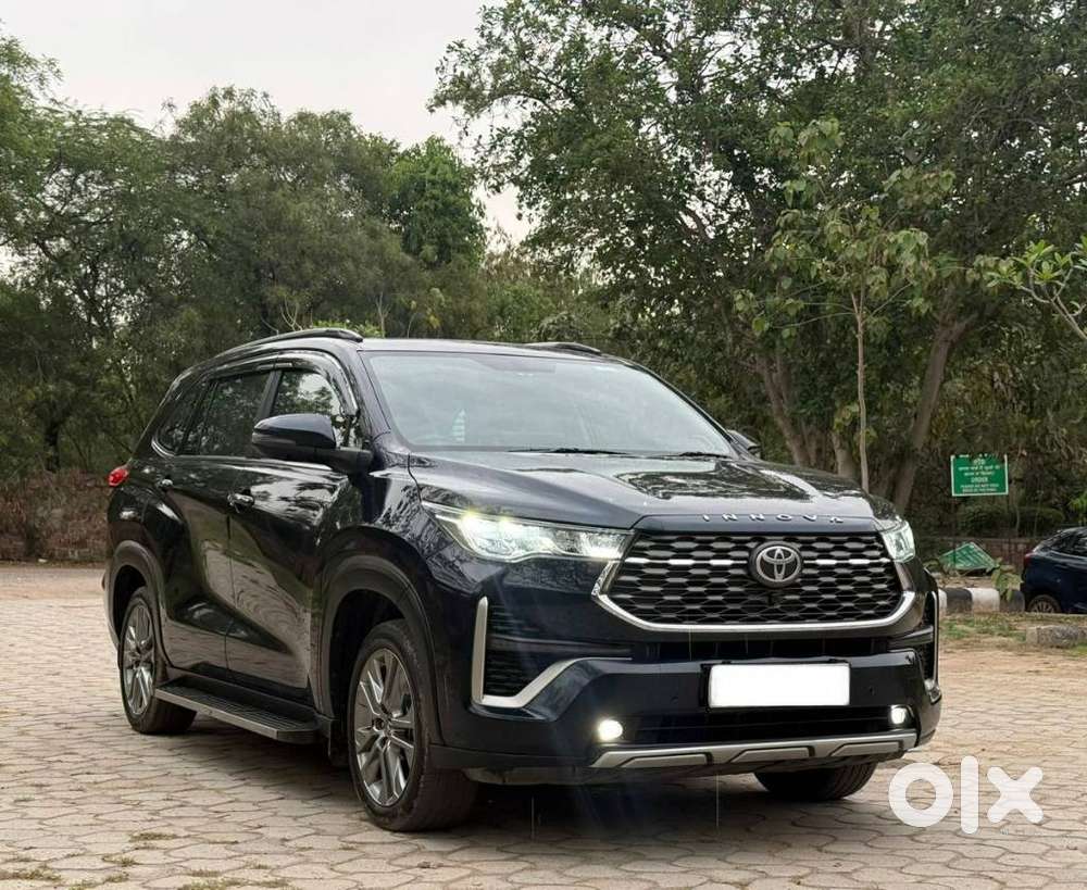 Toyota Innova Hycross 2.0 Zx Hybrid 7 Str, 2024, Petrol