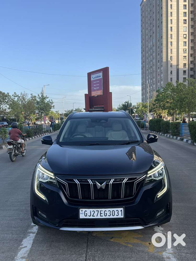 Mahindra Xuv700 2.2 Ax 7 Diesel At Str, 2025, Diesel