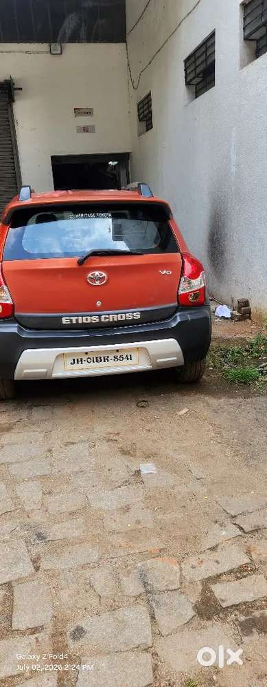 Toyota Etios Cross 2015 Diesel 74790 Km Driven,well Maintained