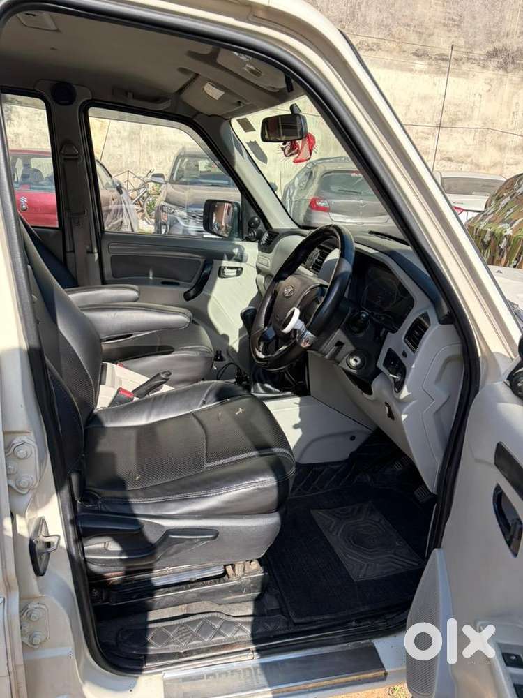 Mahindra Scorpio 2016 Diesel Well Maintained