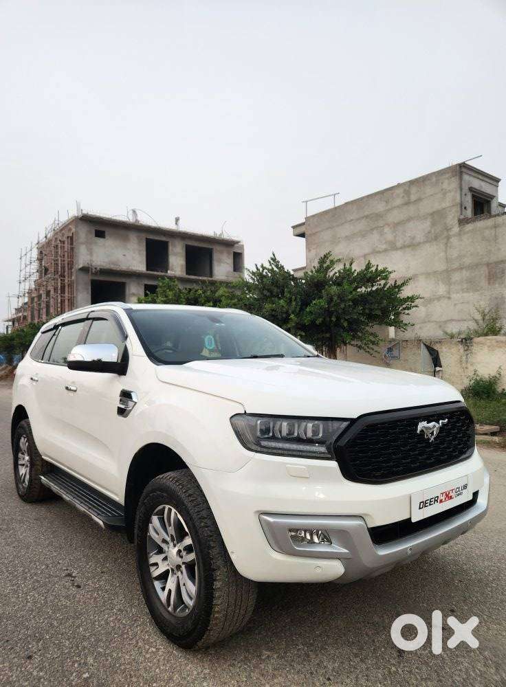 Ford Endeavour 3.2 Titanium At 4x4, 2016, Diesel