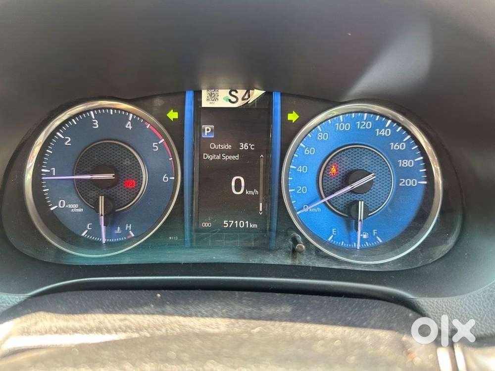 Toyota Fortuner 4x2 At 2.8 Diesel, 2021, Diesel