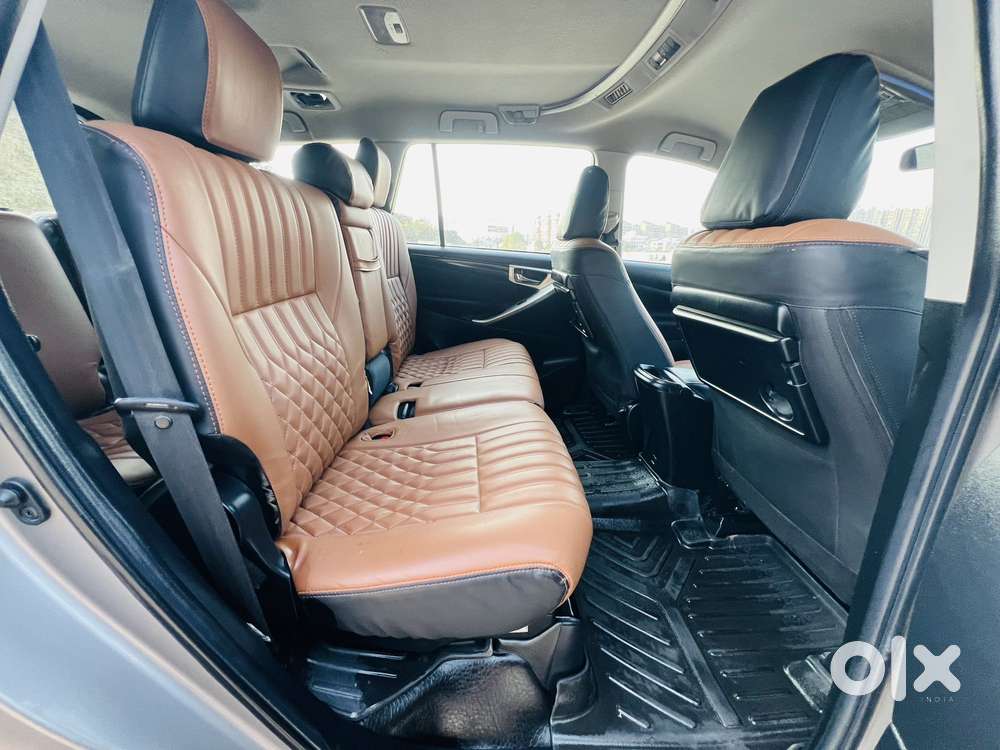 Toyota Innova Crysta 2.4 V 8 Str, 2022, Diesel