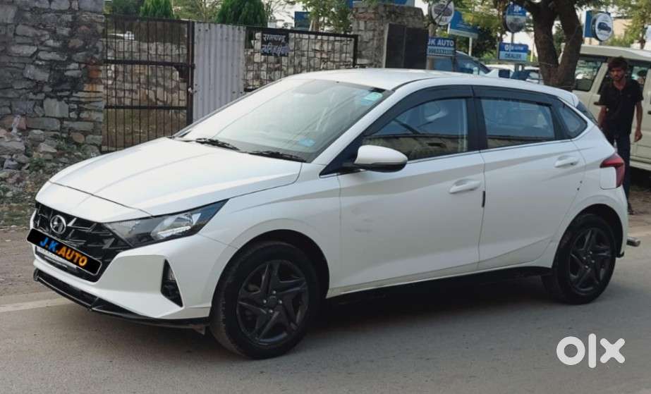 Hyundai I20 Sportz 1.2 Mt, 2023, Petrol