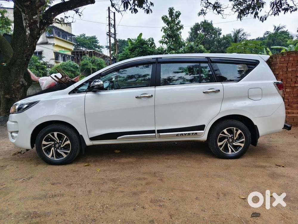 Toyota Innova Crysta 2.4 Gx Limited Edition At 7 Str, 2025, Diesel