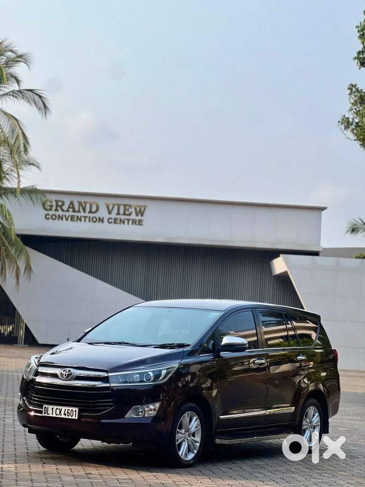 Toyota Innova Crysta 2.8z Automatic, 2017, Diesel