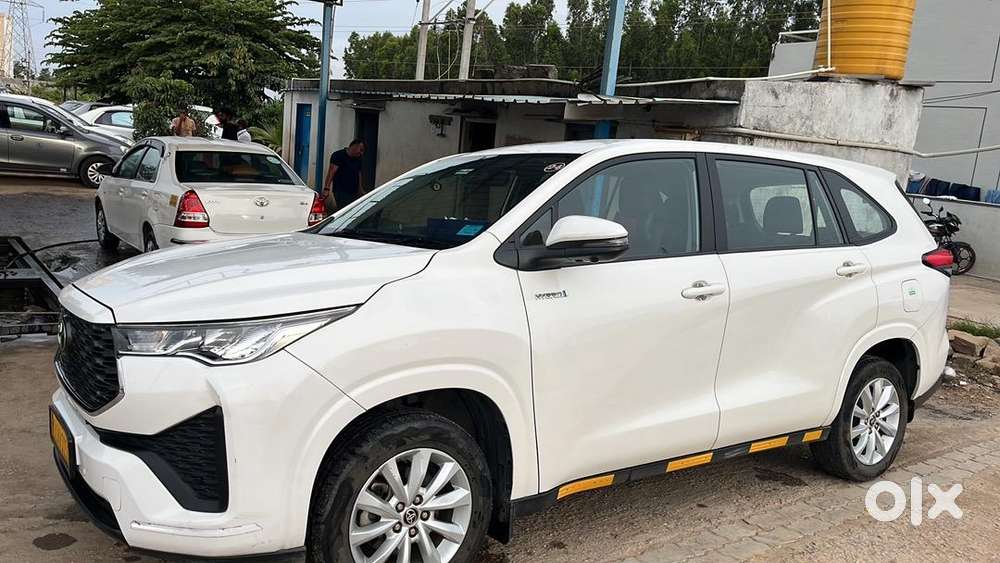 Toyota Innova Hycross 2023 Petrol  & Hybrids Well Maintained