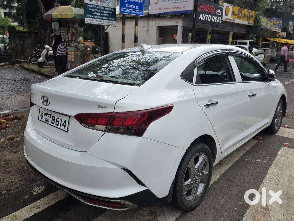 Hyundai Verna Sx 1.5 Petrol Ivt, 2022, Petrol