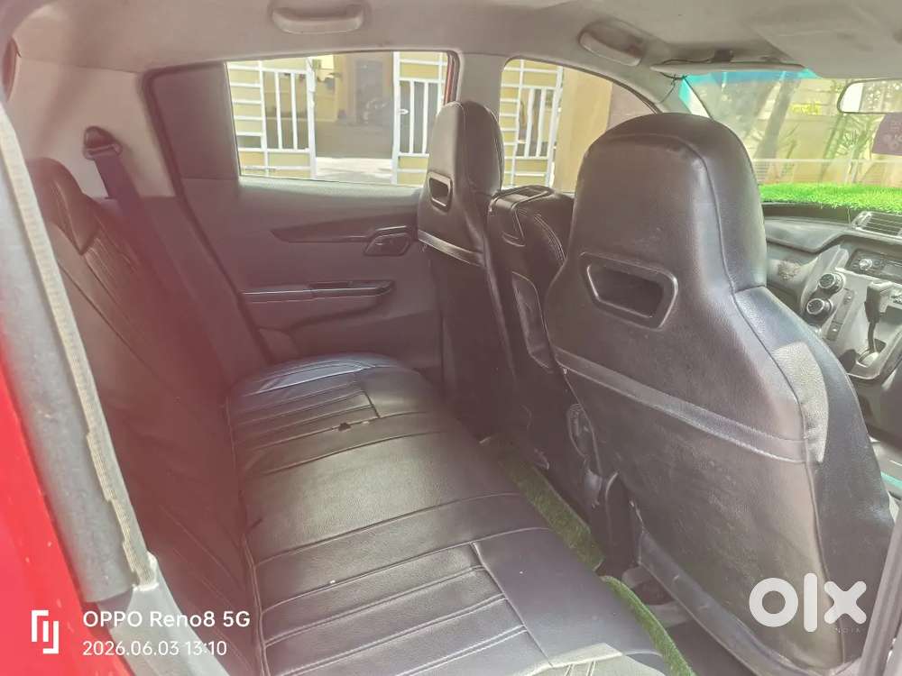 Mahindra 6 Seater Family Car For Best Price Great Mileage