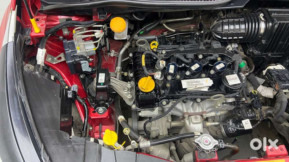 Tata Altroz 1.2 Xm Plus, 2022, Petrol