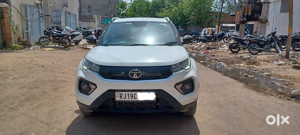 Tata Nexon 1.5 Revotorq Xm (s), 2022, Diesel