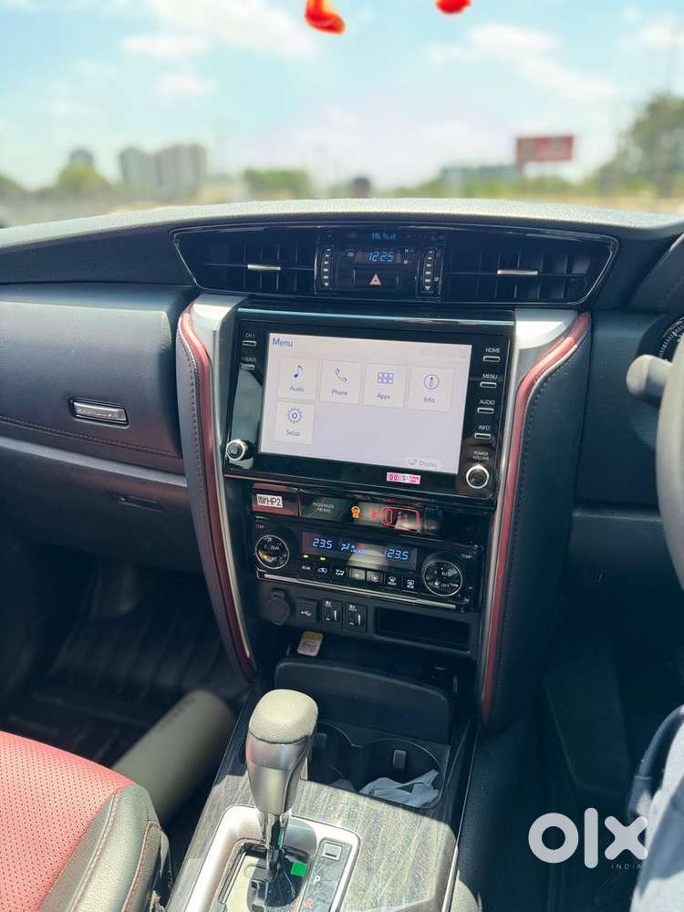 Toyota Fortuner Legender 4x2 At 2.8, 2025, Diesel