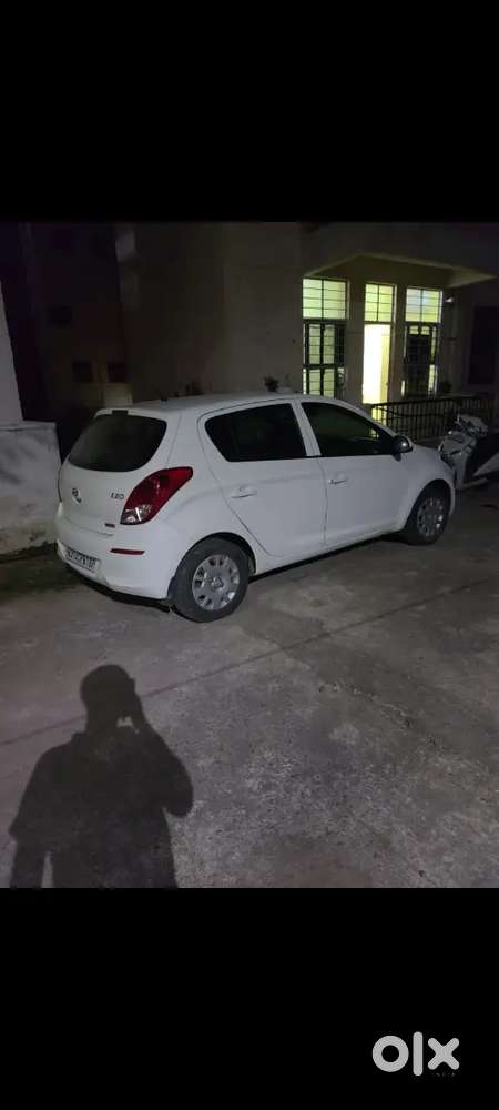 Hyundai I20 2012 Magna – Accidental  Engine Perfect  Best Deal