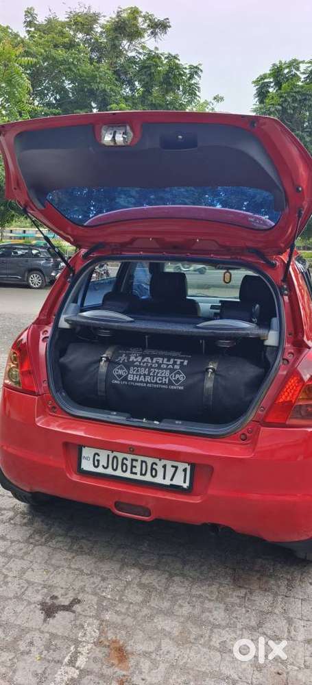 Maruti Suzuki Swift Vxi Cng, 2011, Cng & Hybrids