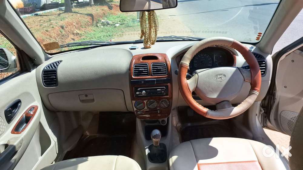 Hyundai Accent Executive, 2010, Petrol