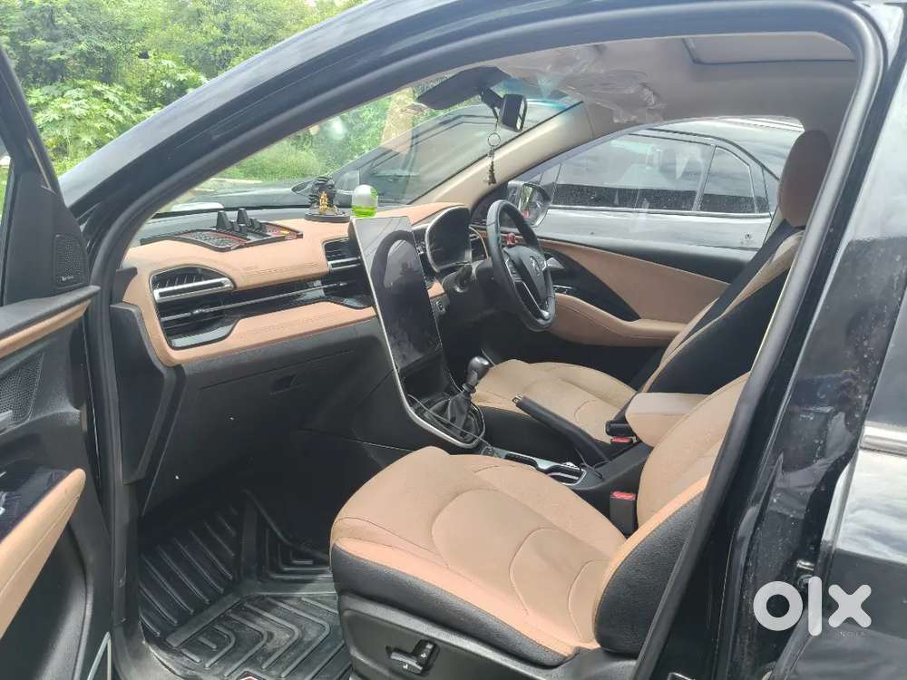 Mg Hector Plus Style 2026