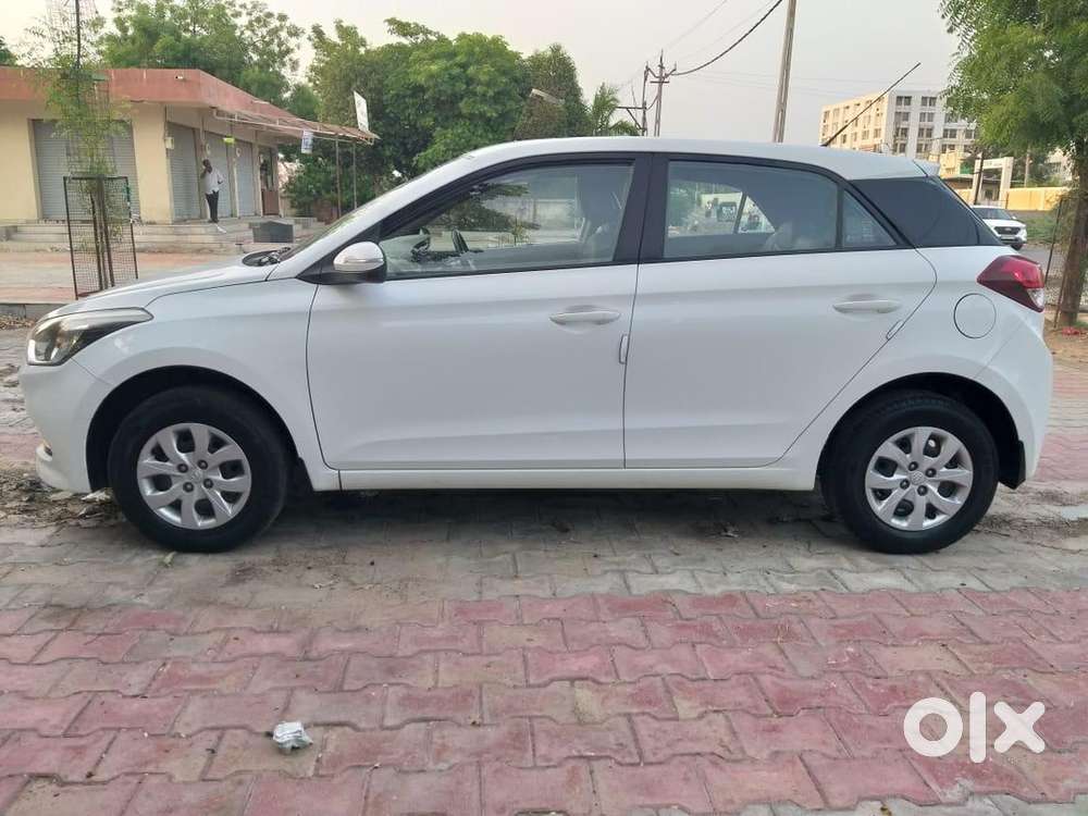 Hyundai Elite I20 2017 Cng & Hybrids Well Maintained