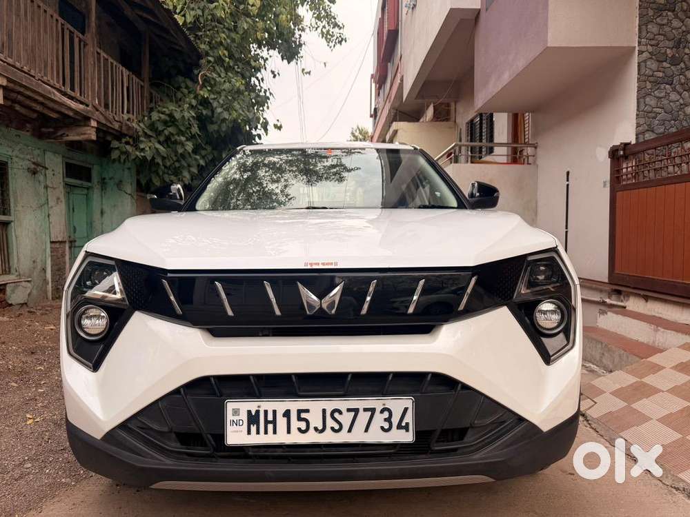 Mahindra Xuv 3xo 2024 Diesel Well Maintained