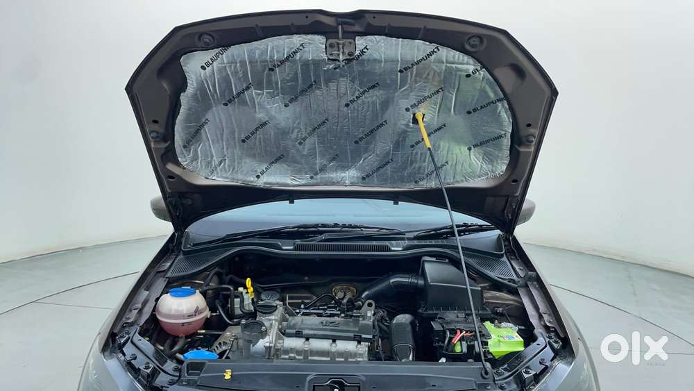 Volkswagen Polo Petrol Comfortline 1.2l, 2016, Petrol