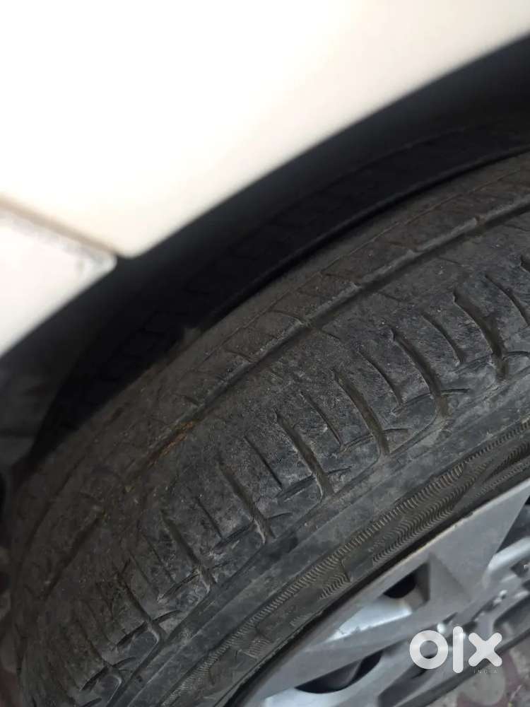 Dusri Car Leni