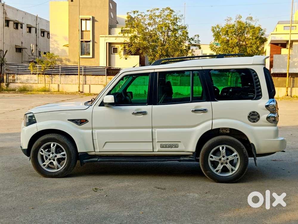 Mahindra Scorpio S10, 2017, Diesel