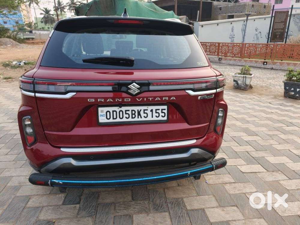 Maruti Suzuki Grand Vitara 1.5 Zeta Plus Dual Tone Intelligent Hybri..
