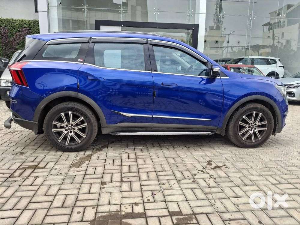 Mahindra Xuv700 2.2 Ax 7 Diesel Mt Luxury Pack Str, 2022, Diesel