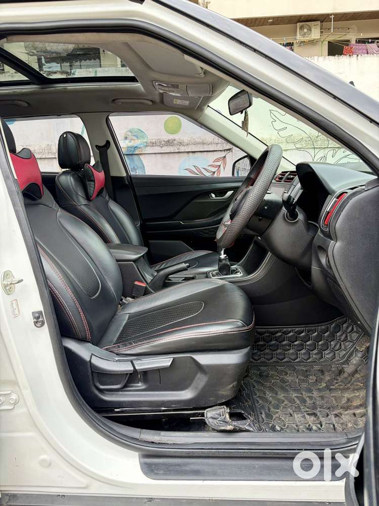 Hyundai Creta 1.5 S Plus Knight Diesel Dual Tone, 2022, Diesel